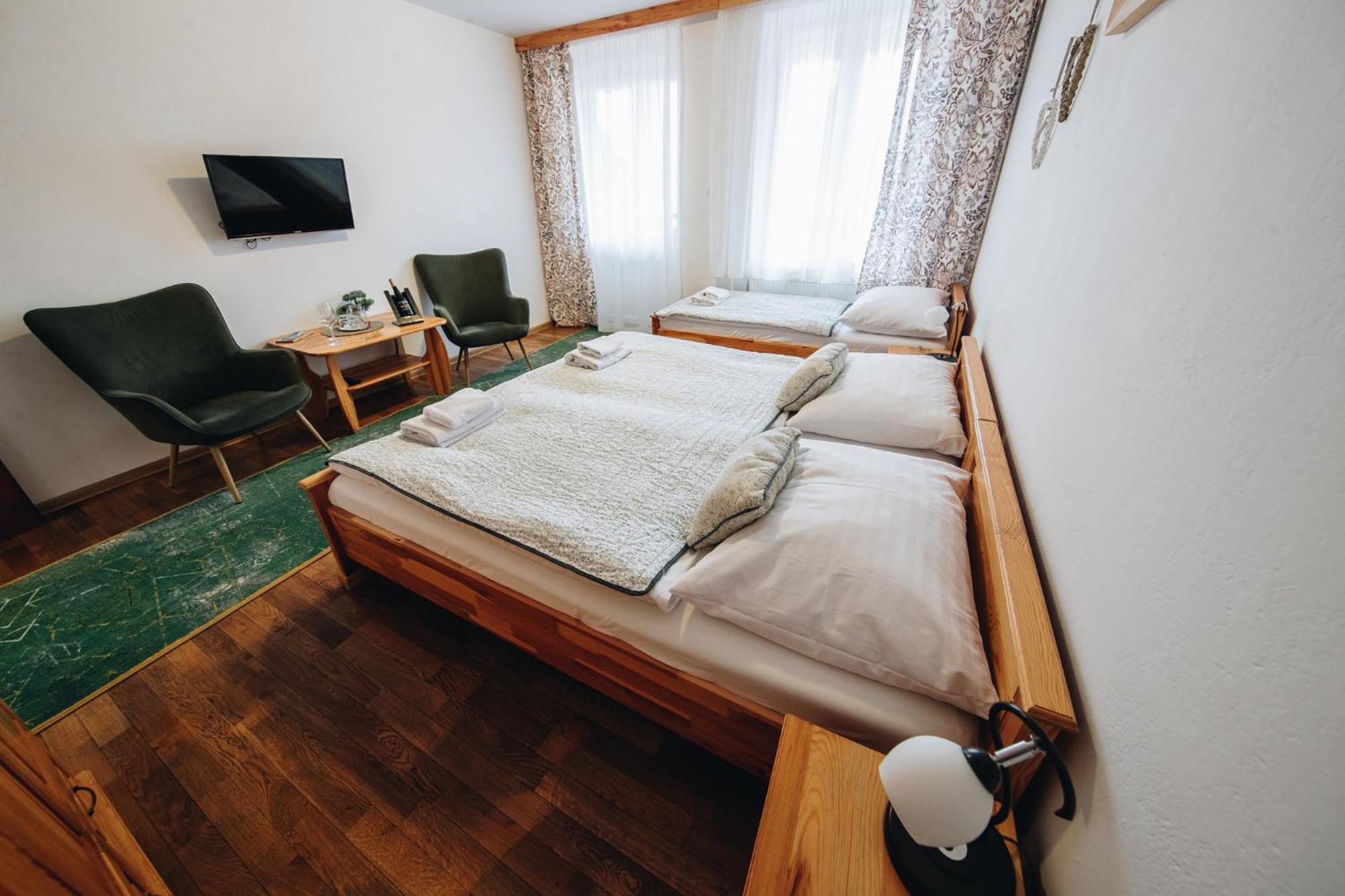Wellness Penzion Zora Family Tatranska Lomnica Ngoại thất bức ảnh